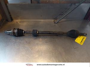 Used Front drive shaft, right Daihatsu Cuore (L251/271/276) 1.0 12V DVVT Price on request offered by Autodemontage M.J. Rutte B.V.
