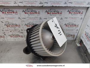 Usagé Moteur de ventilation chauffage Hyundai Accent 1.4i 16V Prix sur demande proposé par Autodemontage M.J. Rutte B.V.