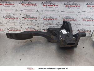 Used Accelerator pedal Opel Meriva 1.4 16V Twinport Price on request offered by Autodemontage M.J. Rutte B.V.