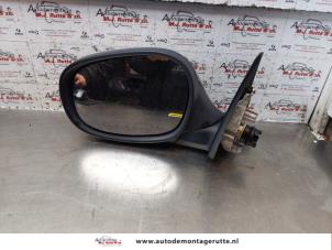 Used Wing mirror, left BMW 3 serie Touring (E91) 318i 16V Price on request offered by Autodemontage M.J. Rutte B.V.