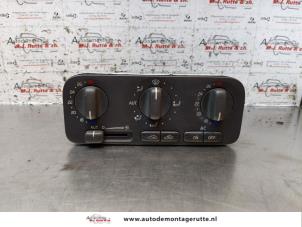 Usados Panel de control de calefacción Volvo S70 2.5 10V Precio de solicitud ofrecido por Autodemontage M.J. Rutte B.V.