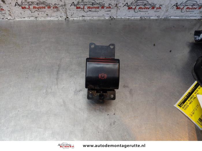 Gebrauchte Handbremse Schalter Ford Focus C-Max 1.8 16V Preis auf Anfrage angeboten von Autodemontage M.J. Rutte B.V.