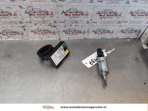 Gebrauchte Zündschloss + Schlüssel Opel Agila (A) 1.0 12V Twin Port Preis auf Anfrage angeboten von Autodemontage M.J. Rutte B.V.
