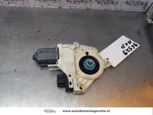 Used Door window motor Audi A6 Avant (C6) 3.0 TDI V6 24V Quattro Price on request offered by Autodemontage M.J. Rutte B.V.