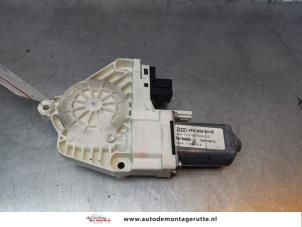 Used Door window motor Audi A6 Avant (C6) 3.0 TDI V6 24V Quattro Price on request offered by Autodemontage M.J. Rutte B.V.