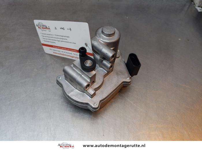 Vortex valve motor from a Audi A6 Avant (C6) 3.0 TDI V6 24V Quattro 2005