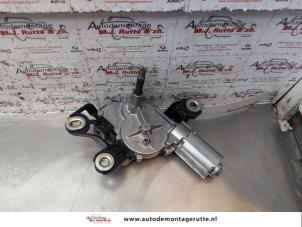 Usagé Moteur essuie-glace arrière Volkswagen Polo V (6R) 1.4 16V Prix sur demande proposé par Autodemontage M.J. Rutte B.V.
