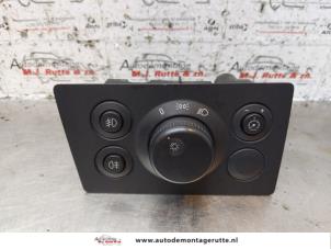 Gebrauchte Licht Schalter Opel Zafira (M75) 1.9 CDTI 16V Preis auf Anfrage angeboten von Autodemontage M.J. Rutte B.V.