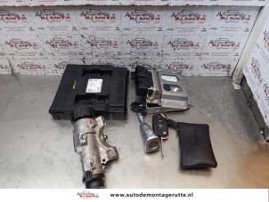 Used Ignition lock + computer Volkswagen Up! (121) 1.0 12V 60 Price on request offered by Autodemontage M.J. Rutte B.V.