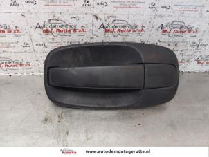 Used Rear door handle 4-door, right Renault Trafic New (FL) 2.0 dCi 16V 115 Price on request offered by Autodemontage M.J. Rutte B.V.
