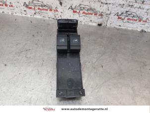 Used Multi-functional window switch Skoda Fabia (6Y2) 1.4i 16V Price on request offered by Autodemontage M.J. Rutte B.V.