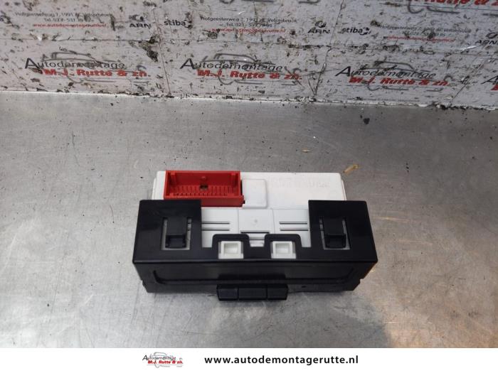 Clock Renault Megane II 1.6 16V P82001078M9 SAGEM