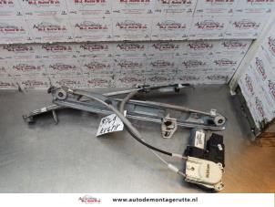 Used Rear door window mechanism 4-door, right Renault Megane II (LM) 1.6 16V Price on request offered by Autodemontage M.J. Rutte B.V.