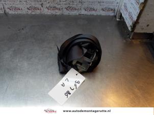 Used Rear seatbelt, left Chevrolet Aveo (300) 1.3 D 16V Price on request offered by Autodemontage M.J. Rutte B.V.