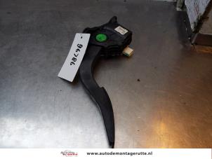 Used Accelerator pedal Chevrolet Aveo (300) 1.3 D 16V Price on request offered by Autodemontage M.J. Rutte B.V.