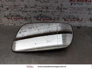 Used Mirror glass, left Skoda Fabia (6Y2) 1.4i 16V Price on request offered by Autodemontage M.J. Rutte B.V.