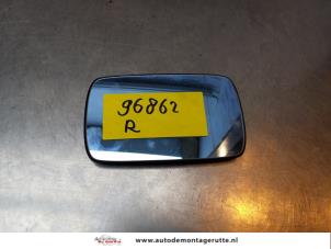 Used Mirror glass, right BMW 3 serie Touring (E46/3) 318i Price on request offered by Autodemontage M.J. Rutte B.V.