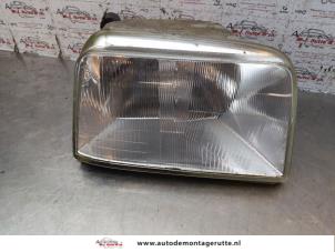Used Headlight, right Renault 5 Super (B/C40) 1.1 Price on request offered by Autodemontage M.J. Rutte B.V.
