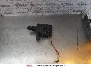 Used Indicator switch Renault Kangoo Express (FW) 1.5 dCi 75 Price on request offered by Autodemontage M.J. Rutte B.V.