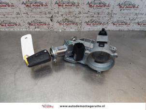 Gebrauchte Zündschloss + Schlüssel Opel Corsa D 1.3 CDTi 16V ecoFLEX Preis auf Anfrage angeboten von Autodemontage M.J. Rutte B.V.
