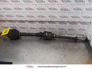 Used Front drive shaft, right Peugeot 206 (2A/C/H/J/S) 2.0 GTI 16V Price on request offered by Autodemontage M.J. Rutte B.V.