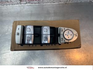New Multi-functional window switch Mercedes E-Klasse Price € 50,00 Inclusive VAT offered by Autodemontage M.J. Rutte B.V.