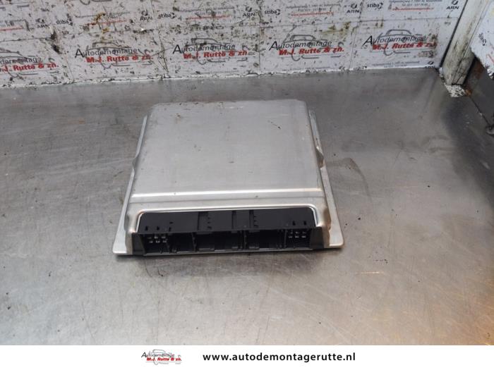 Used Engine management computer Mercedes C Combi (S203) 2.0 C-200K 16V Price on request offered by Autodemontage M.J. Rutte B.V.