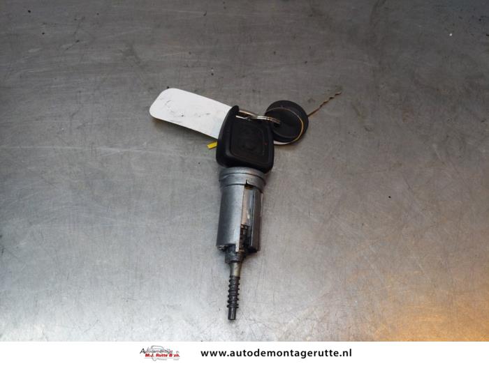 Opel Zafira C Zündschloss+Schlüssel - Teile 
