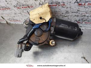 Used Rear wiper motor Toyota Land Cruiser Custom Wagon (J80) 4.2 D Price on request offered by Autodemontage M.J. Rutte B.V.
