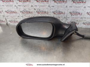 Used Wing mirror, left Volvo V70 (SW) 2.3 T5 20V Price on request offered by Autodemontage M.J. Rutte B.V.