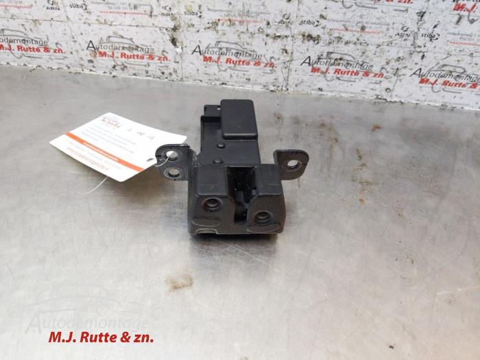 Chevrolet Captiva Tailgate lock mechanisms stock | ProxyParts.com