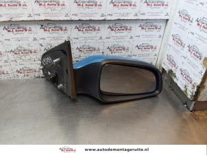 Gebrauchte Außenspiegel rechts Opel Astra H (L48) 1.4 16V Twinport Preis auf Anfrage angeboten von Autodemontage M.J. Rutte B.V.