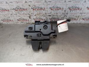 Usagé Mécanique de verrouillage hayon Opel Vectra C GTS 1.8 16V Prix sur demande proposé par Autodemontage M.J. Rutte B.V.