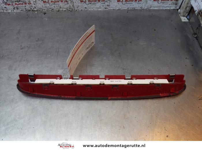 Feu De Stop Additionnel (3ème Feu) Pour Fiat Punto Grande Abarth 2012-2019 – Neuf