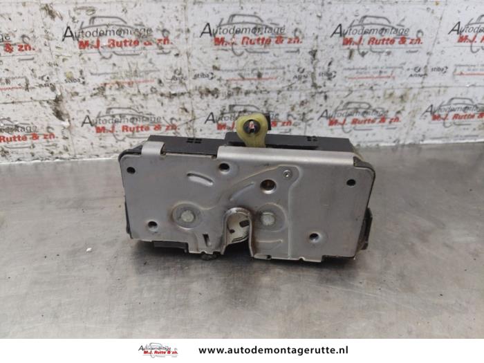 Door lock mechanism 2-door, left from a Peugeot Boxer (U9) 2.2 HDi 150 2016