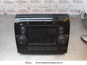 Used Radio Peugeot Boxer (U9) 2.2 HDi 150 Price € 300,00 Margin scheme offered by Autodemontage M.J. Rutte B.V.