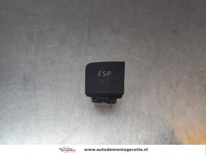 Usados Interruptor ESP Volkswagen Passat Variant (3C5) 2.0 FSI 16V Precio de solicitud ofrecido por Autodemontage M.J. Rutte B.V.