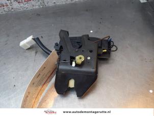 Used Tailgate lock mechanism Chevrolet Epica 2.5 24V Price on request offered by Autodemontage M.J. Rutte B.V.