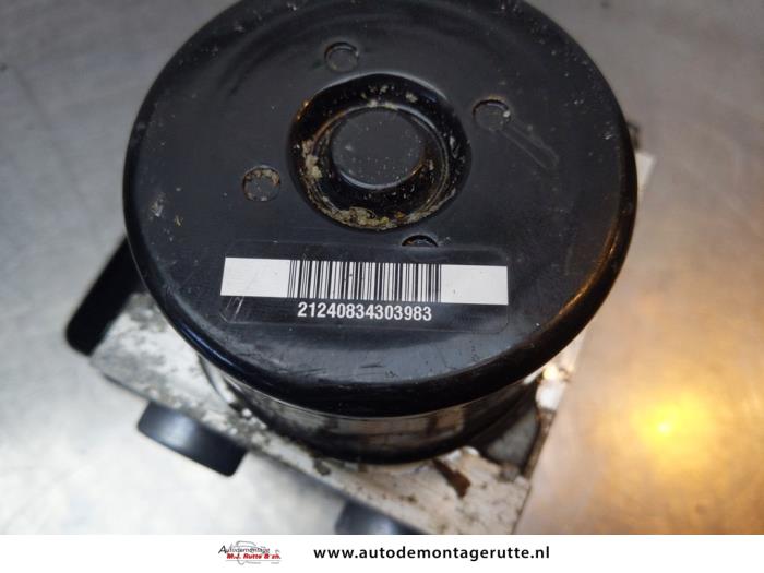 ABS pump from a Volvo V70 (BW) 2.5 T 20V 2008