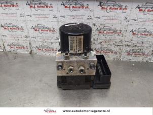 Gebrauchte ABS Pumpe Volvo V70 (BW) 2.5 T 20V Preis auf Anfrage angeboten von Autodemontage M.J. Rutte B.V.