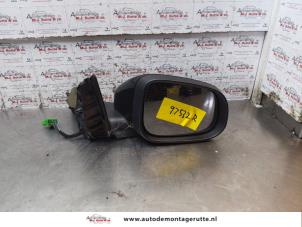 Used Wing mirror, right Volvo V70 (BW) 2.5 T 20V Price on request offered by Autodemontage M.J. Rutte B.V.