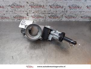 Gebrauchte Zündschloss + Schlüssel Opel Corsa D 1.2 16V Preis auf Anfrage angeboten von Autodemontage M.J. Rutte B.V.