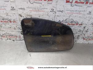 Used Mirror glass, right Opel Meriva 1.6 16V Price on request offered by Autodemontage M.J. Rutte B.V.