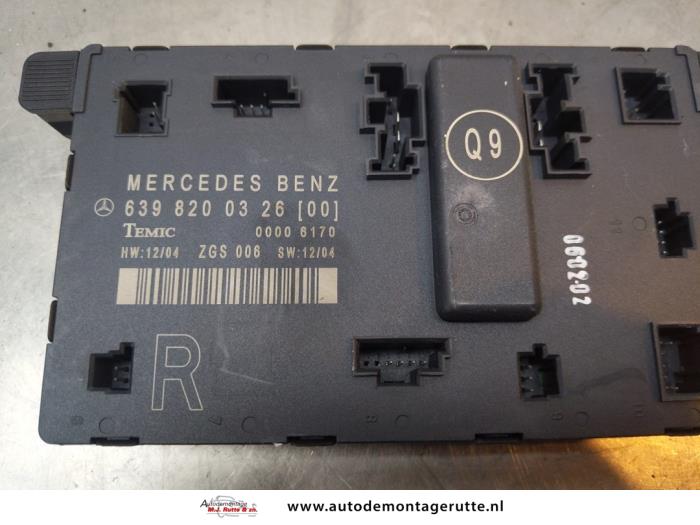 Ordenador body control de un Mercedes-Benz Vito (639.6) 2.2 109 CDI 16V 2006