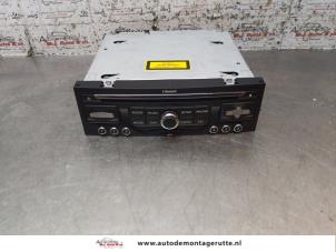 Used Radio Citroen C4 Grand Picasso (UA) 1.6 HDiF 16V 110 Price on request offered by Autodemontage M.J. Rutte B.V.