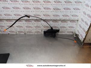 Used Rear door lock mechanism 4-door, left Citroen C4 Grand Picasso (UA) 1.6 HDiF 16V 110 Price on request offered by Autodemontage M.J. Rutte B.V.