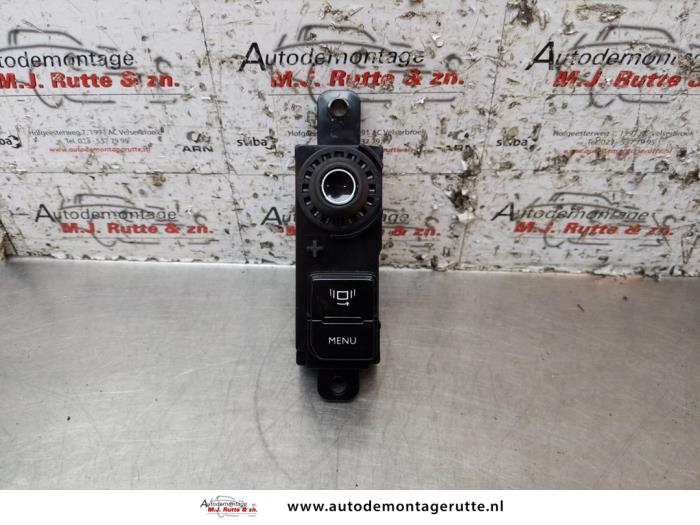 Used On-board computer controller Peugeot 208 I (CA/CC/CK/CL) 1.2 Vti 12V PureTech 82 Price € 35,00 Margin scheme offered by Autodemontage M.J. Rutte B.V.