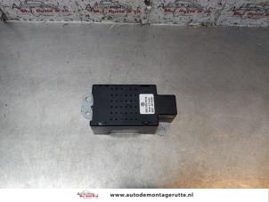 Używane Wzmacniacz anteny Volkswagen Golf VI (5K1) 1.4 TSI 122 16V Cena na żądanie oferowane przez Autodemontage M.J. Rutte B.V.