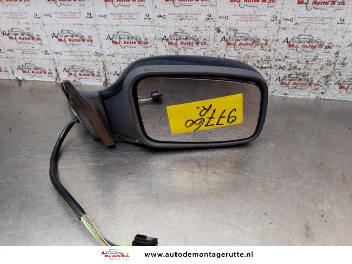 Wing mirror, right from a Volvo C70 (NK) 2.0 T 20V 2001