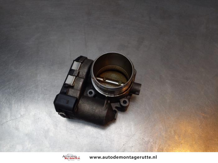 Gebrauchte Drosselklappengehäuse Audi A4 Avant (B6) 1.8 T 20V Preis auf Anfrage angeboten von Autodemontage M.J. Rutte B.V.